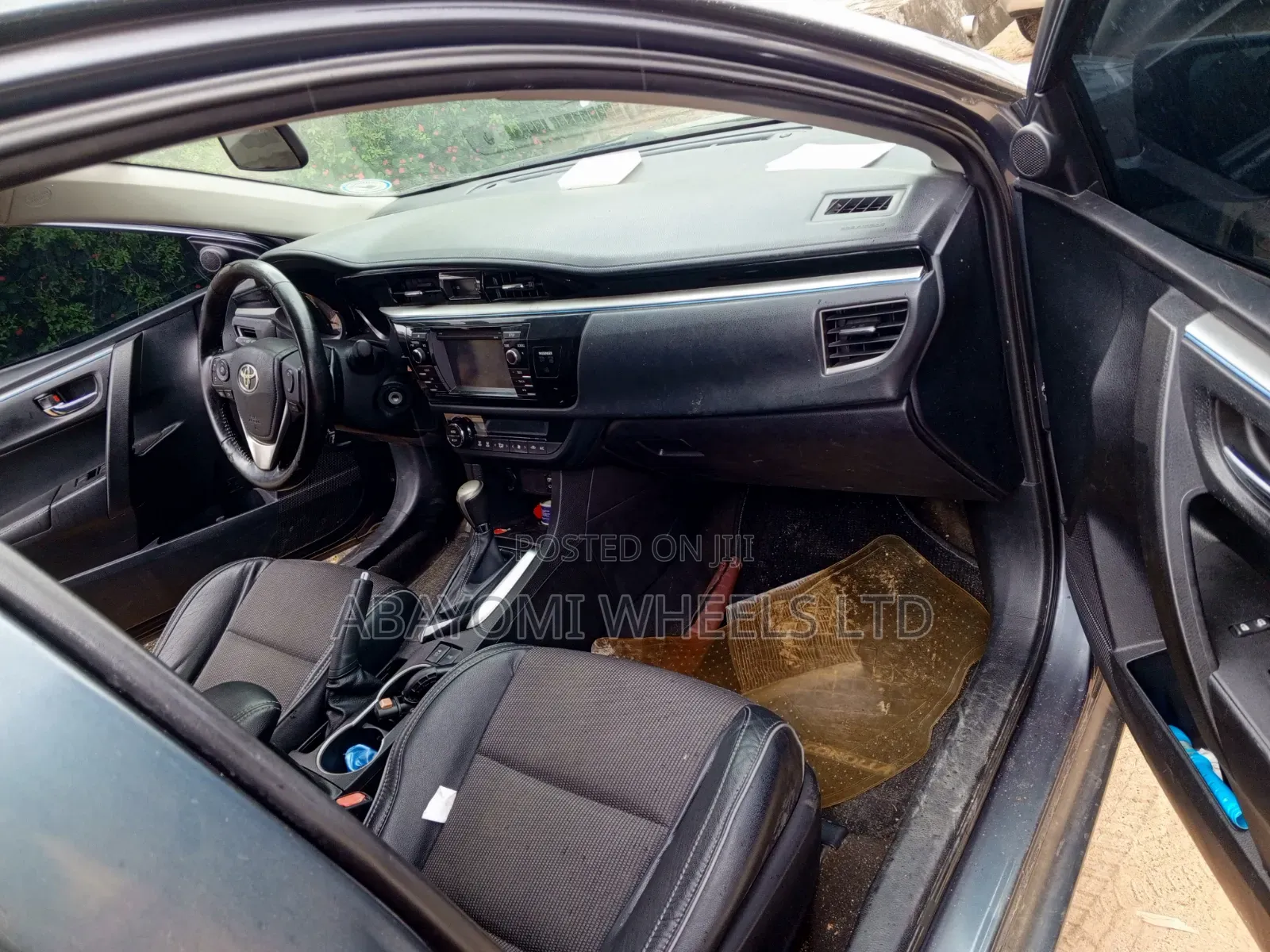 Toyota Corolla 2016 Gray