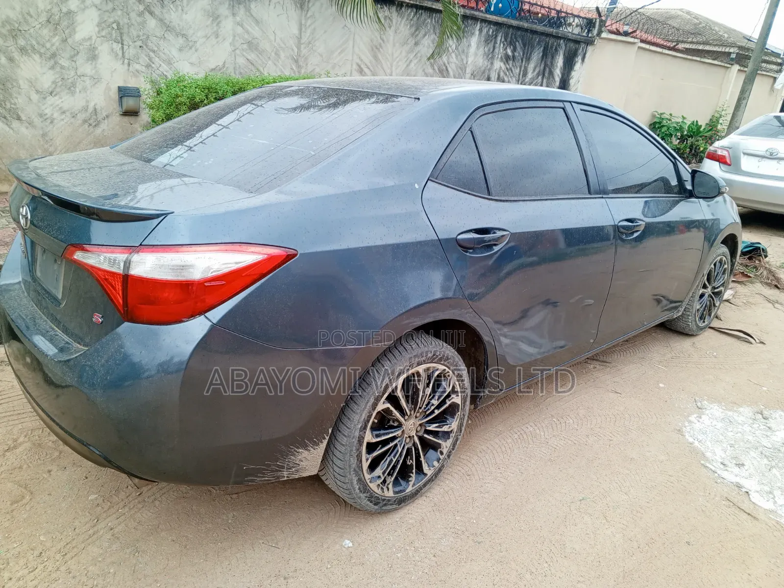 Toyota Corolla 2016 Gray