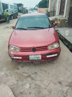 Volkswagen Golf 2004 Red