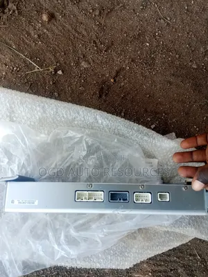 Amplifier for Lexus 570