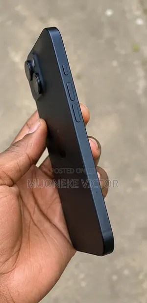 Apple iPhone 15 128 GB Black