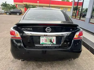 Nissan Altima Sedan 2.5 SL 2013 Black