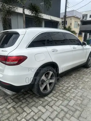Mercedes-Benz GLC-Class 2017 White
