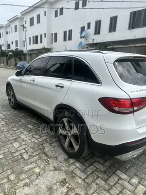 Mercedes-Benz GLC-Class 2017 White