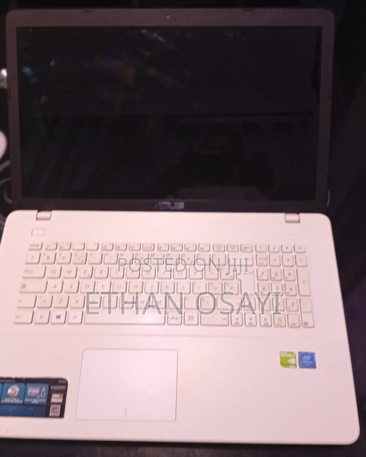 Laptop Asus 4GB Intel Pentium SSD 1T