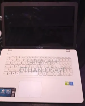 Laptop Asus 4GB Intel Pentium SSD 1T