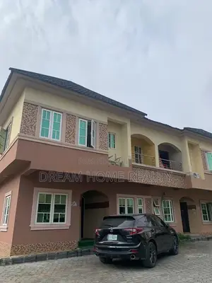 4bdrm Duplex in Ikota for rent