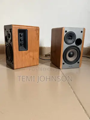 Edifier R1280t Speakers