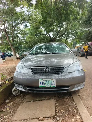 Toyota Corolla LE 2005 Gray