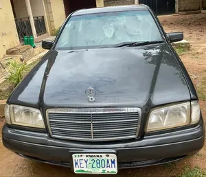 Mercedes-Benz C200 2000 Black