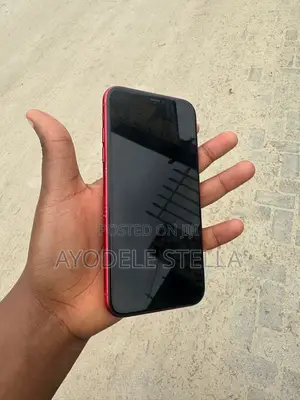 Apple iPhone 11 128 GB Red