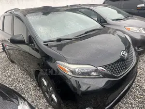 Toyota Sienna 2016 Black