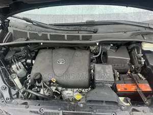 Toyota Sienna 2016 Black
