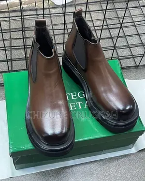 Bottega Veneta Leather Chelsea Ankle Boots