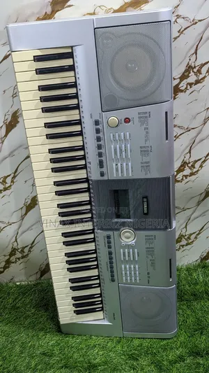 Yamaha PSR 295