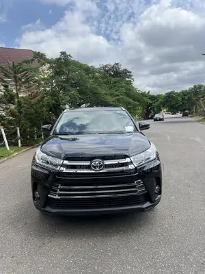 Toyota Highlander XLE 4dr SUV (3.5L 6cyl 6A) 2015 Black
