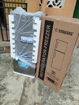 Snowsea 120l Double Door Floor Standing Refrigerator
