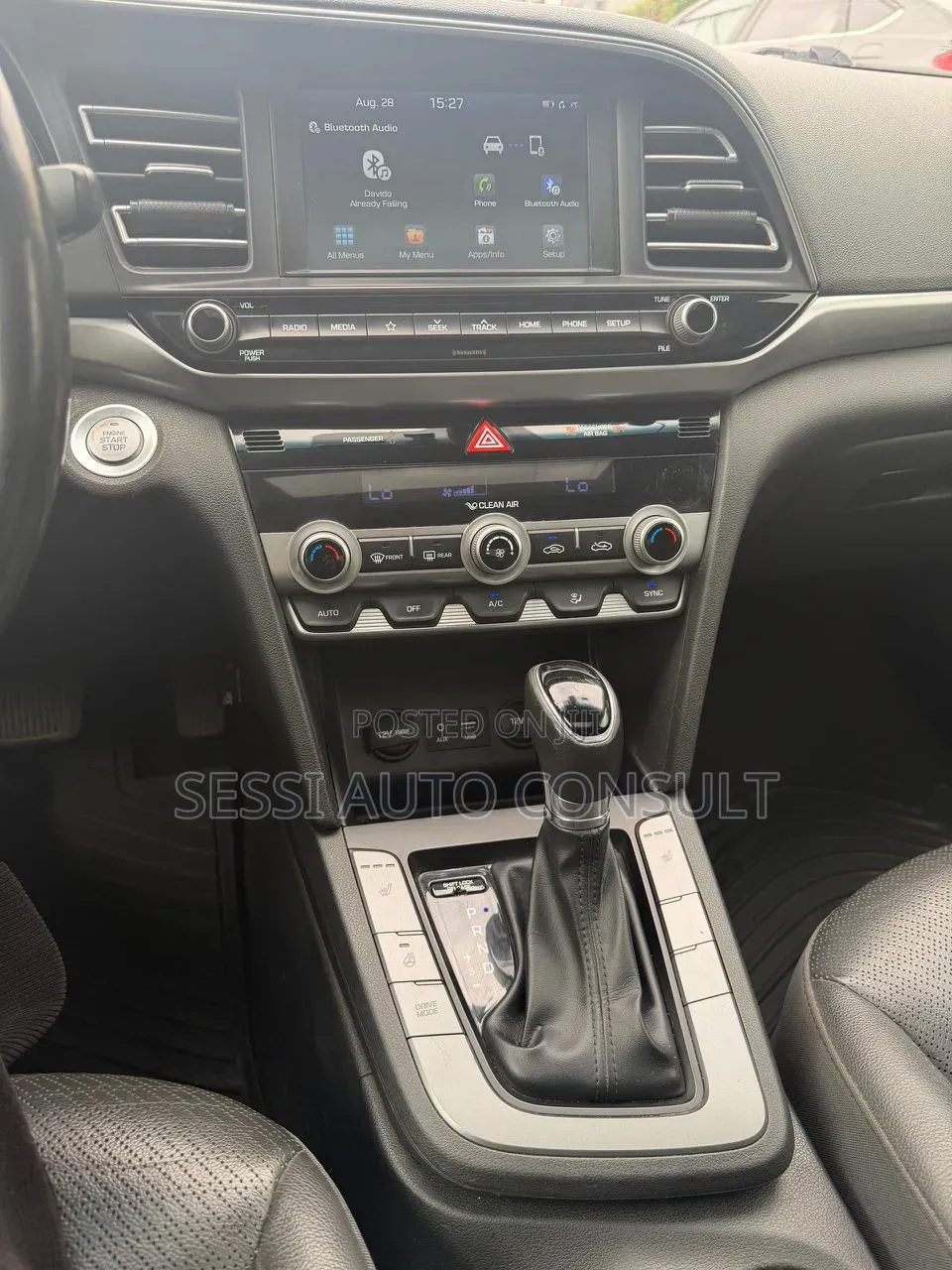 Hyundai Elantra 2019 White