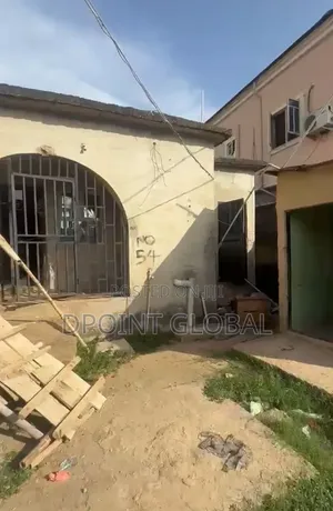 2bdrm House in In Estate, Iyana Ipaja for sale