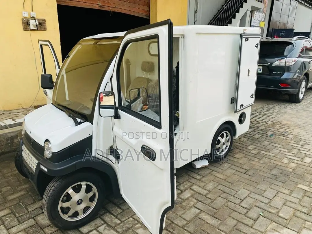 New Yutong Sightseeing Bus 2018 White