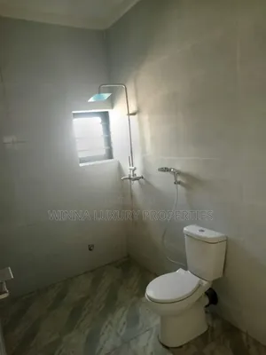 3bdrm Apartment in Von Axis, Lugbe District for rent