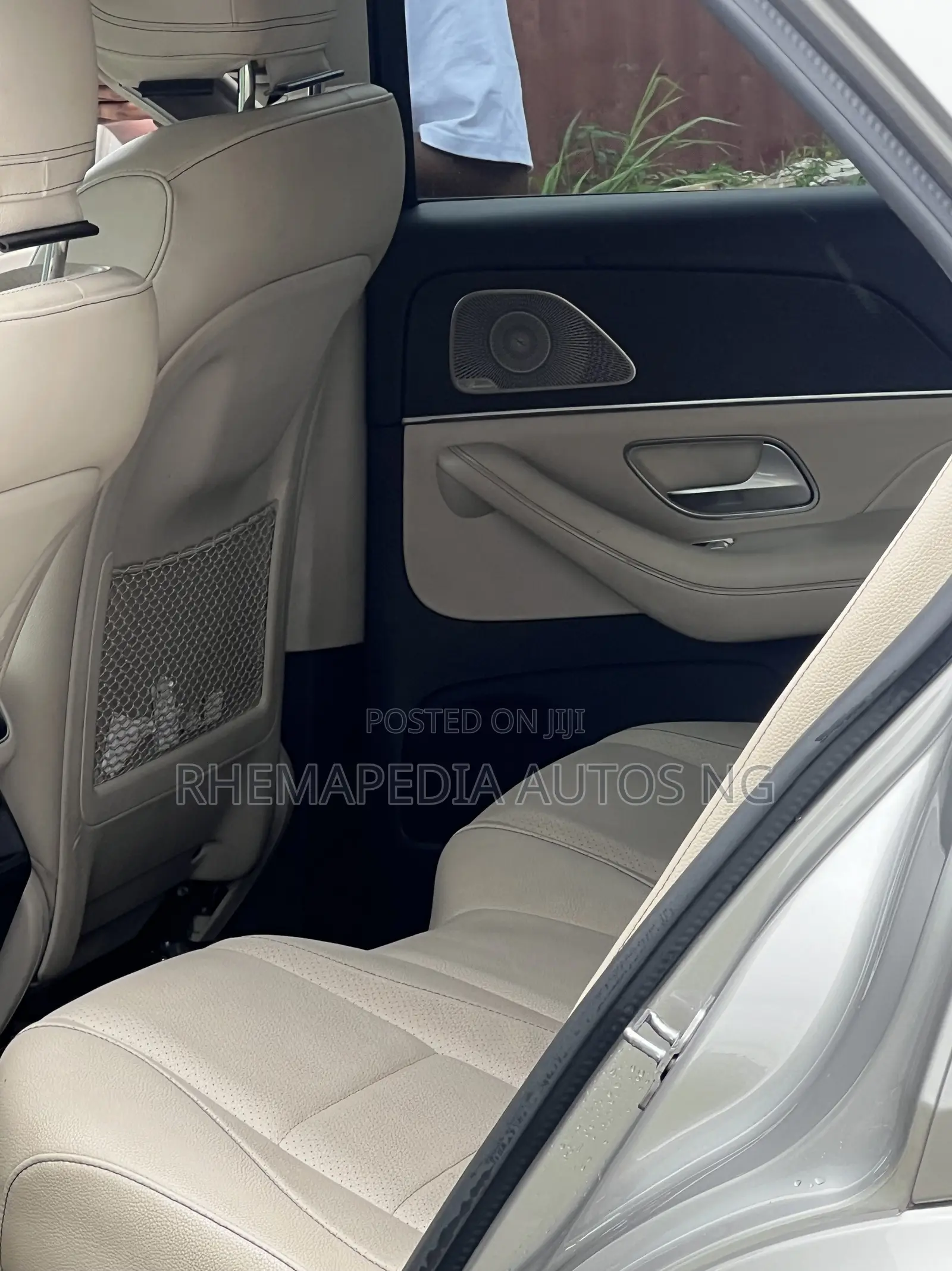 Mercedes-Benz GLE-Class 2021 Beige