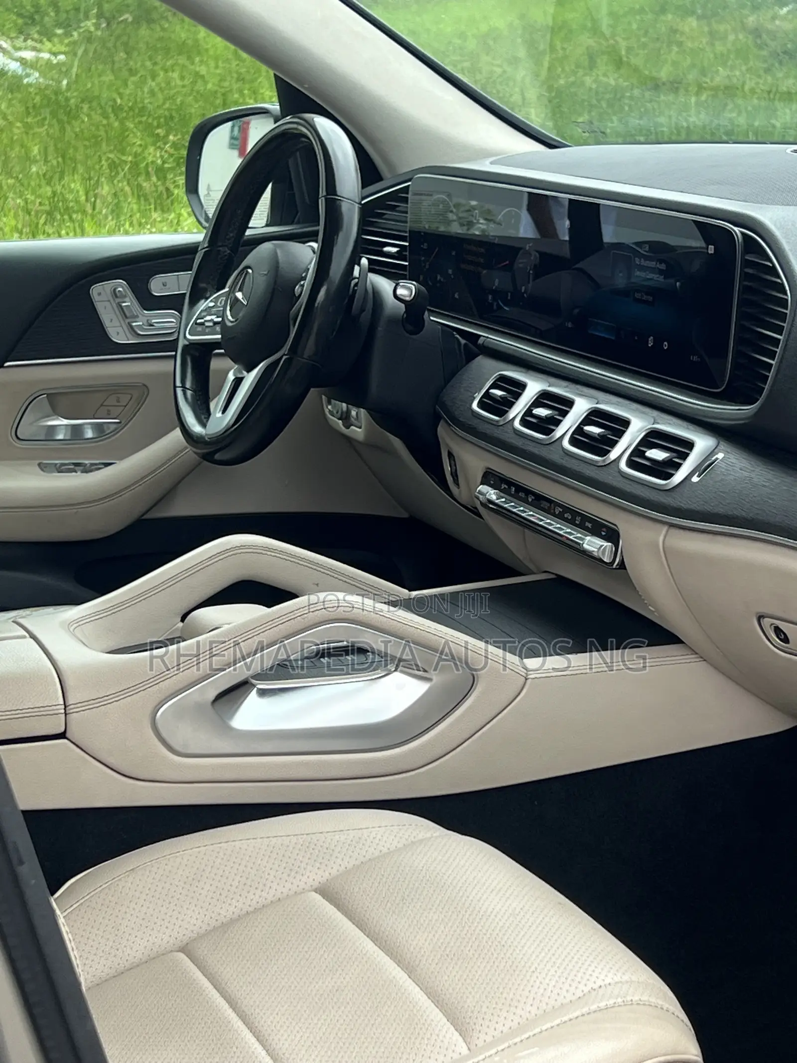 Mercedes-Benz GLE-Class 2021 Beige