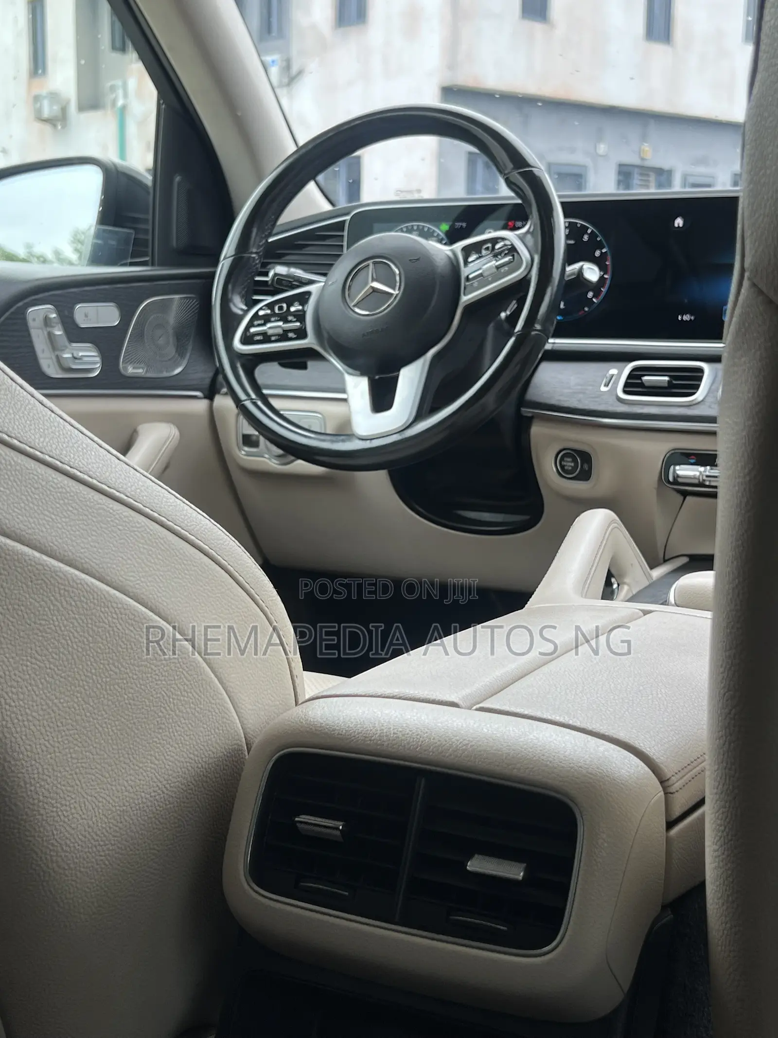 Mercedes-Benz GLE-Class 2021 Beige