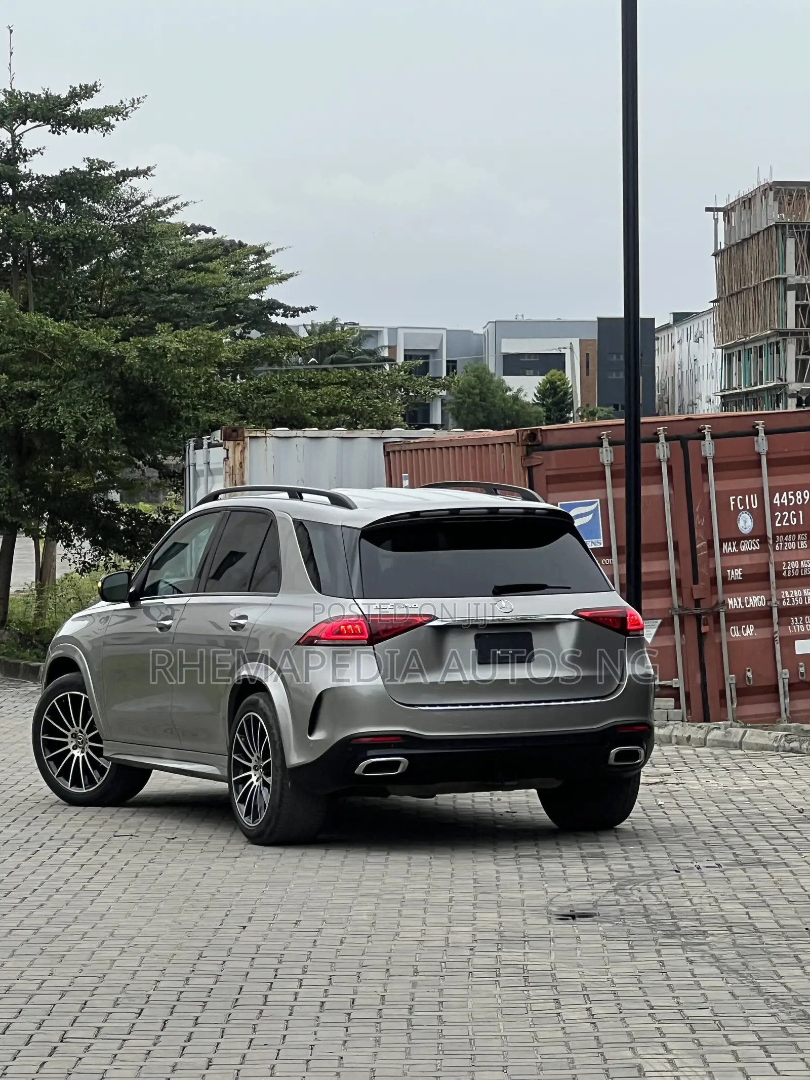 Mercedes-Benz GLE-Class 2021 Beige