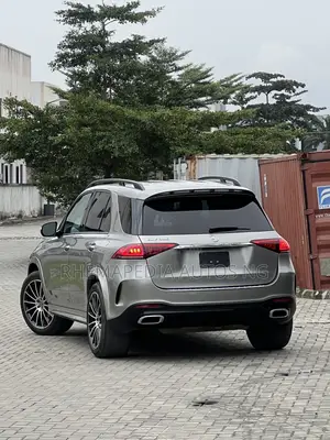 Mercedes-Benz GLE-Class 2021 Beige