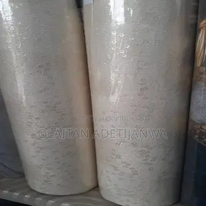 Wallpaper Nonwoven and Cleanable