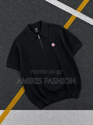 Plain Fitted T-Shirts With Colar Neck