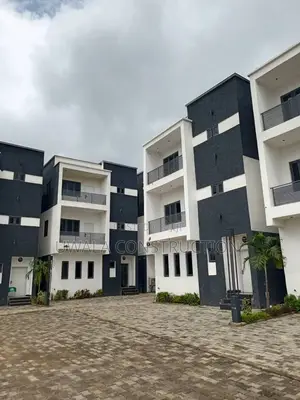 4bdrm Duplex in Kado for sale
