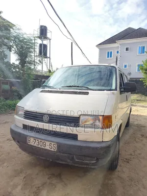 Volkswagen Transporter 1996 White