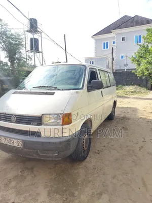 Volkswagen Transporter 1996 White