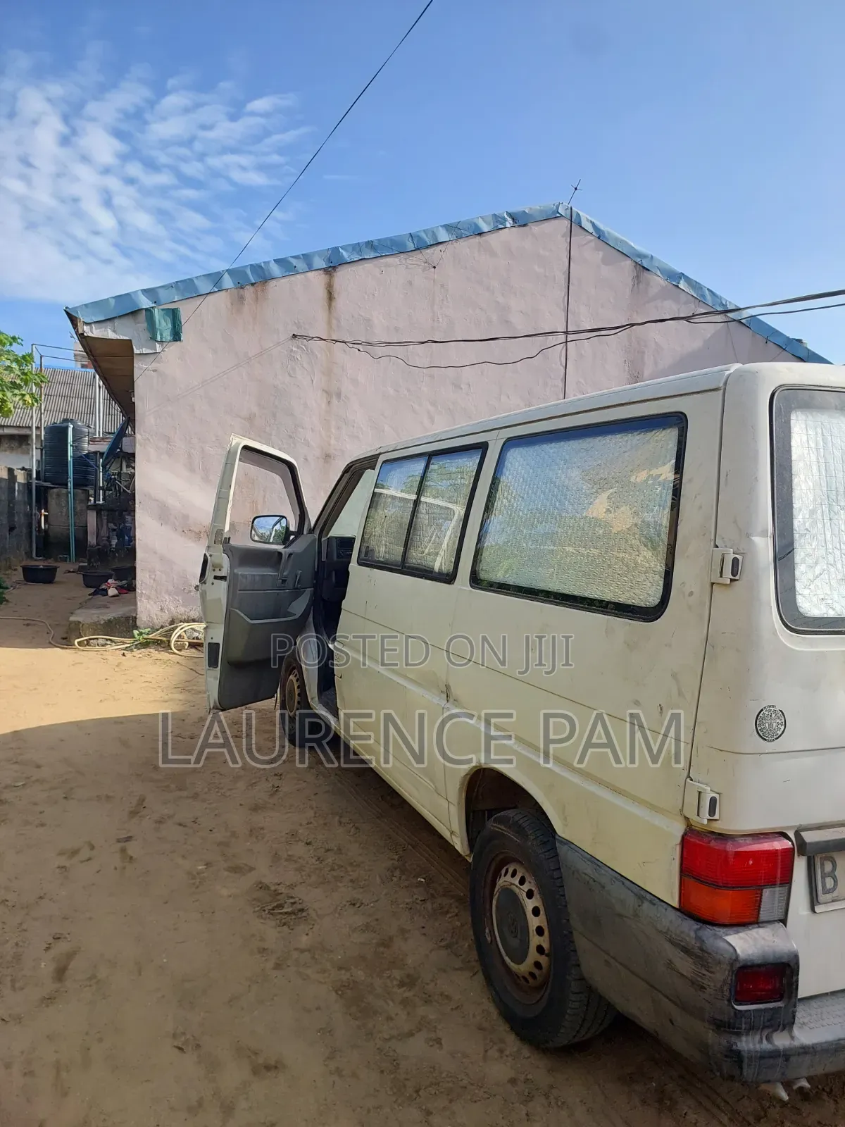 Volkswagen Transporter 1996 White