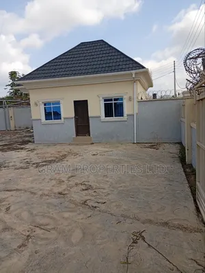 3bdrm Bungalow in Angwa Funlani, Bwari / Bwari for sale