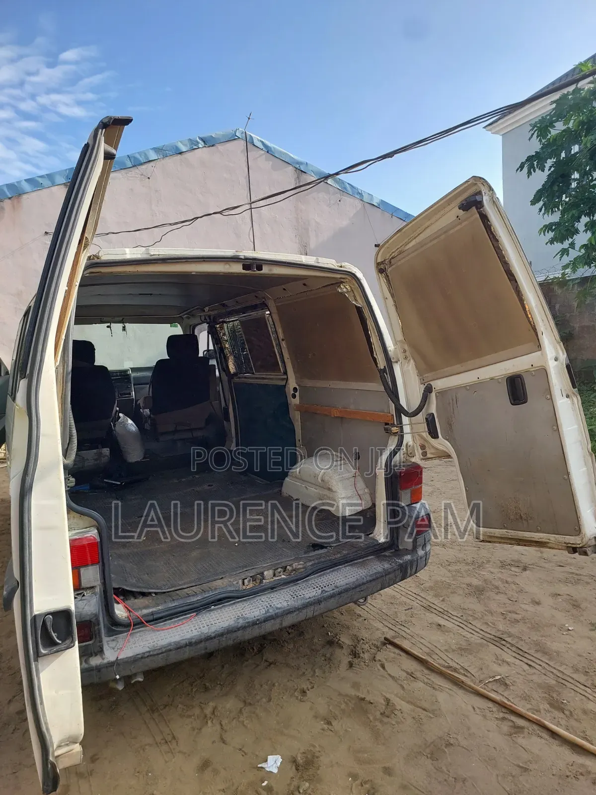 Volkswagen Transporter 1996 White