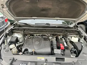 Toyota Highlander 2020 Silver