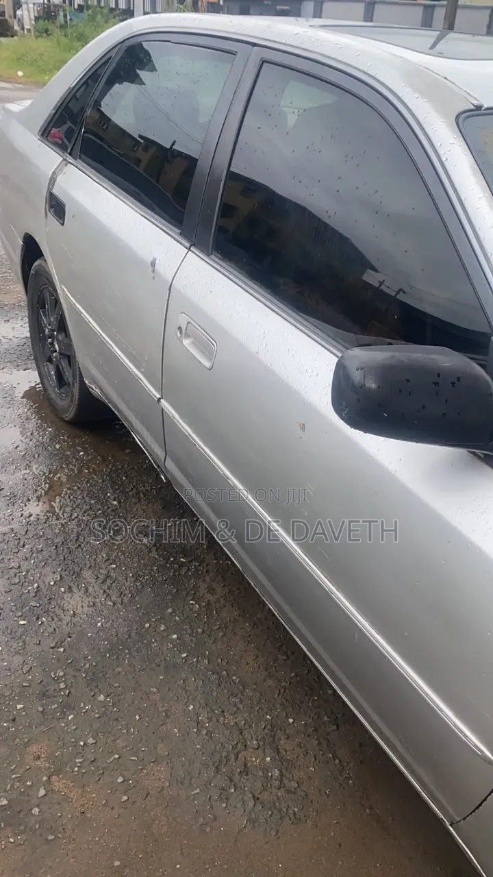 Toyota Avalon XL 2004 Silver
