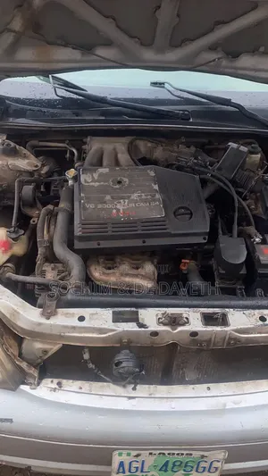 Toyota Avalon XL 2004 Silver