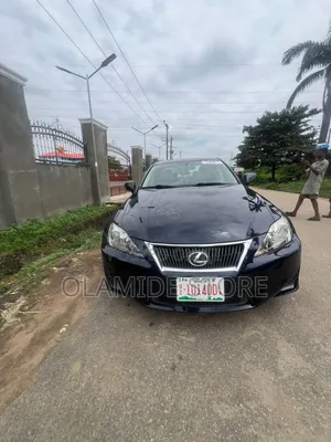 Lexus IS 2009 Blue