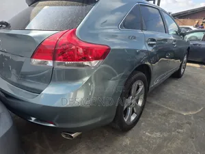 Toyota Venza 2011 Green