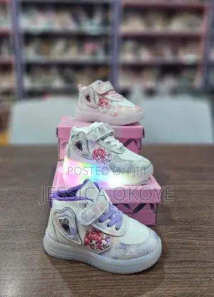 Girls Sneakers