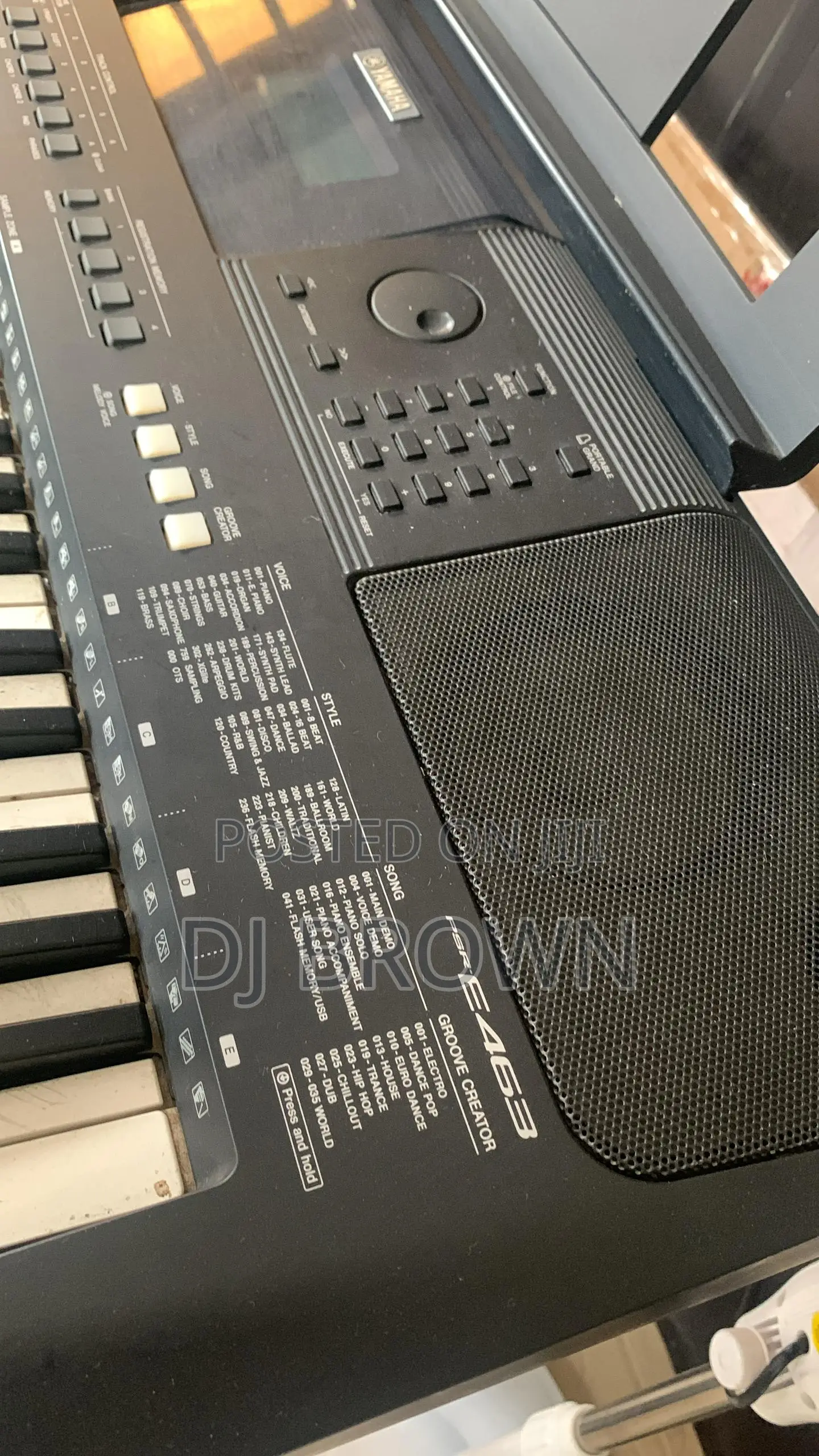 Yamaha Keyboard PSR463
