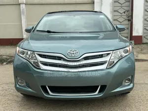 Toyota Venza 2011 Green