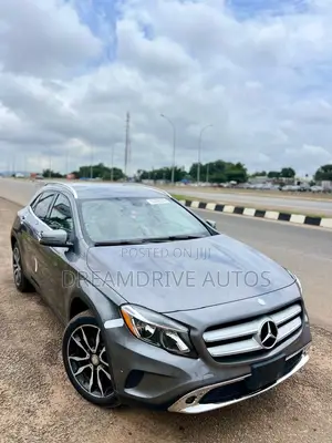 Mercedes-Benz GLA 250 2015 Gray
