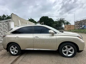 Lexus RX 2011 Gold