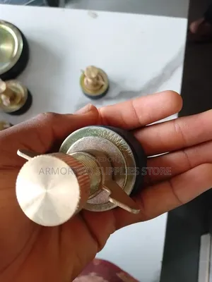 50mm (2-Inch) Expanding Pipe Plug or Drain Test Bung