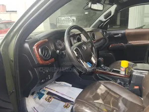 Toyota Tacoma 2019 Blue